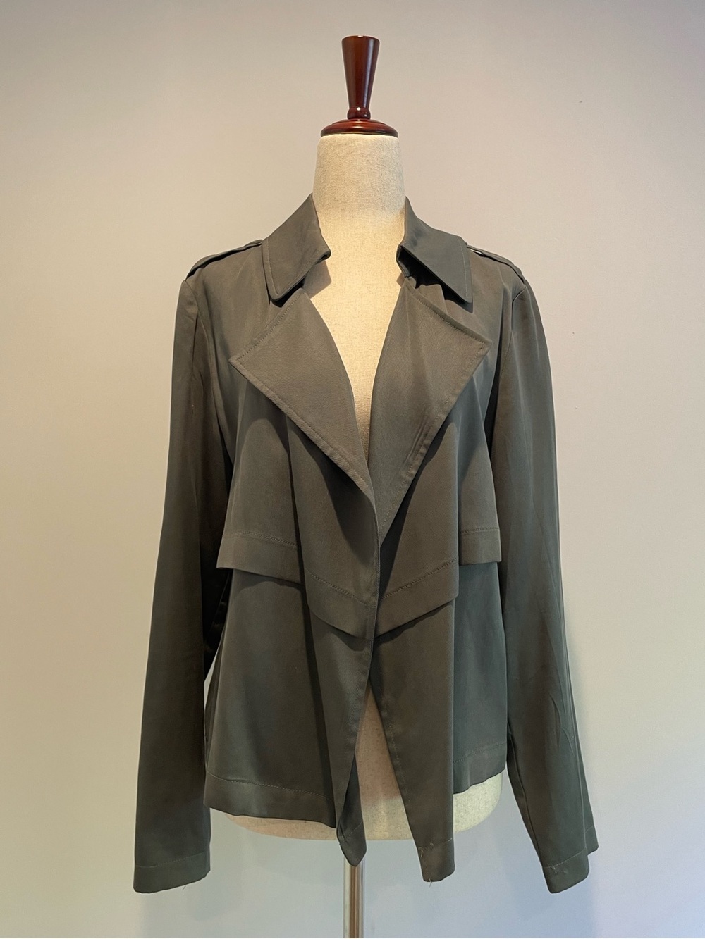 BB Dakota Grey Draped Trench Jacket - size small